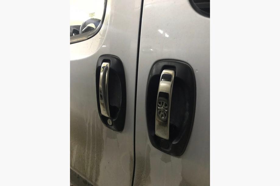 Peugeot Bipper 2008-2017 Cubiertas Cromadas para Manijas de Puerta (4 uds, Acero Inoxidable) OmsaLine - Acero Inoxidable Italiano Image
