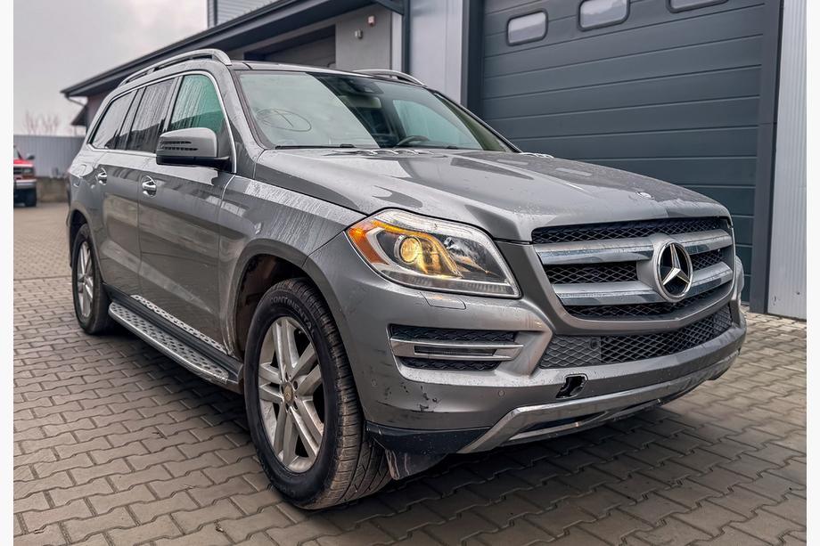 Mercedes GL/GLS class X166 2012-2019 Kit de restyling de GL a GLS AMG Foto 38