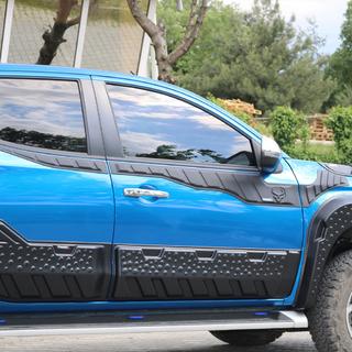 Molduras Superiores de Puerta 2019+ (6 uds, ABS) Mitsubishi L200 2015-2024 foto 1