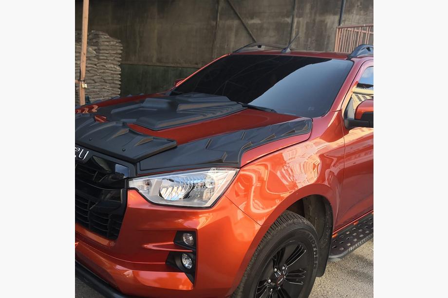 Isuzu D-Max 2019- Cubierta de capó (ABS) Image
