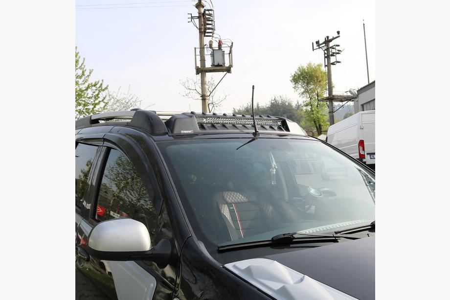Renault Duster 2008–2017 Visera de parabrisas V3 (LED) Image