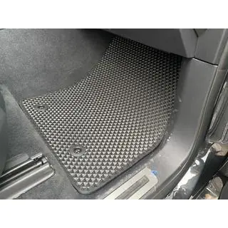 Alfombrillas EVA negras Lexus LX 500d/600 2022- foto 2
