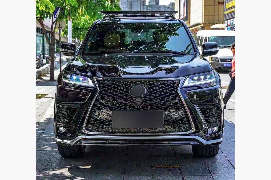 Lexus LX570/450d 2008-2022 Kit de carrocería facelift a LX600 Foto 3