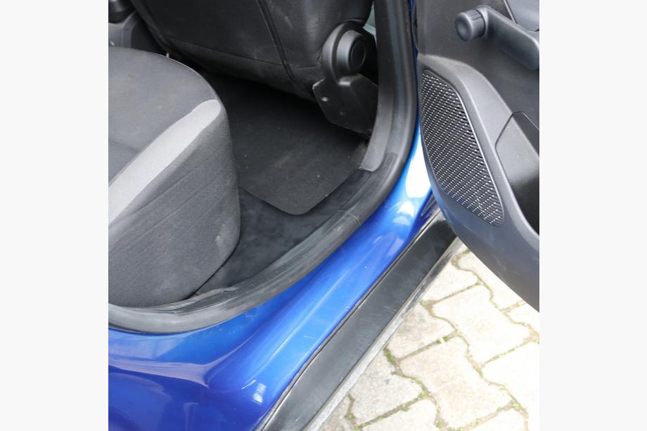 Dacia Duster 2018-2024 Cubiertas interiores de estribos EuroCap (5 uds, ABS) Foto 3