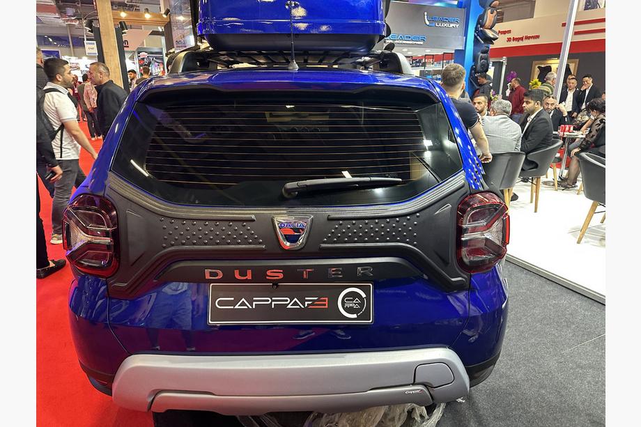Dacia Duster 2018-2024 Cubierta de maletero de plastico (1 pieza) Foto 2