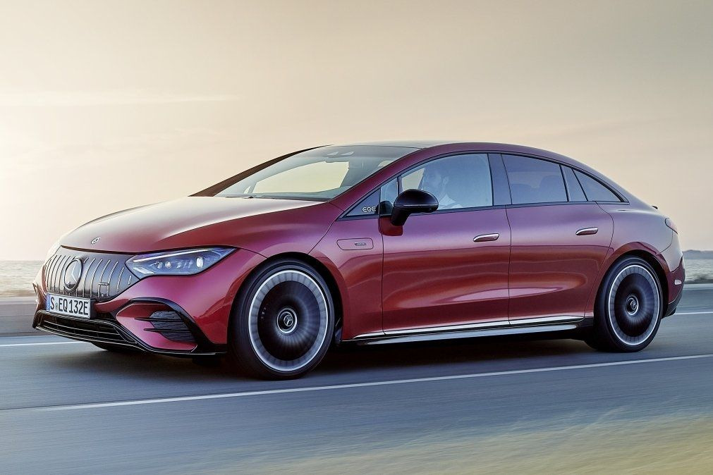 Revisión del sedán eléctrico Mercedes-Benz EQE (V295)