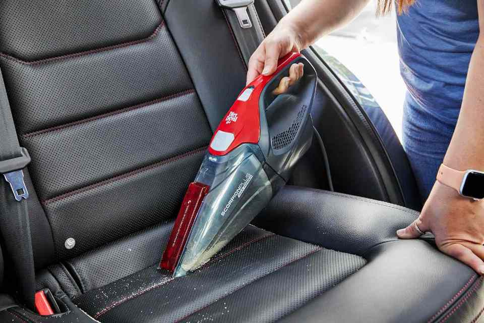 Aspiradora de coche: pros y contras, cómo elegir