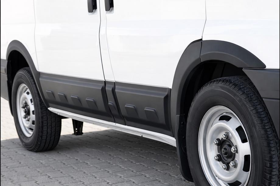 Ford Transit 2000–2014 Aletines EuroCap 2006-2013 (6 uds, ABS, batalla corta) Image