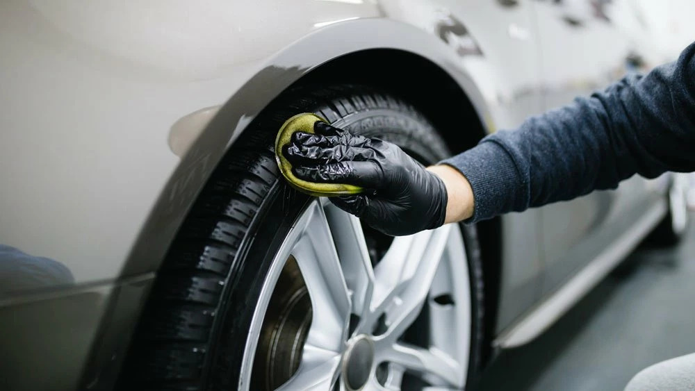 Cómo cuidar adecuadamente los neumáticos de los automóviles: consejos y recomendaciones
