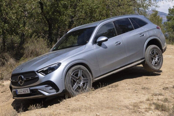 Revisión del crossover con tracción total del Mercedes-Benz GLC de segunda generación Foto 1