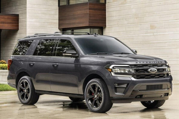SUV Ford Expedition rediseñado de cuarta generación