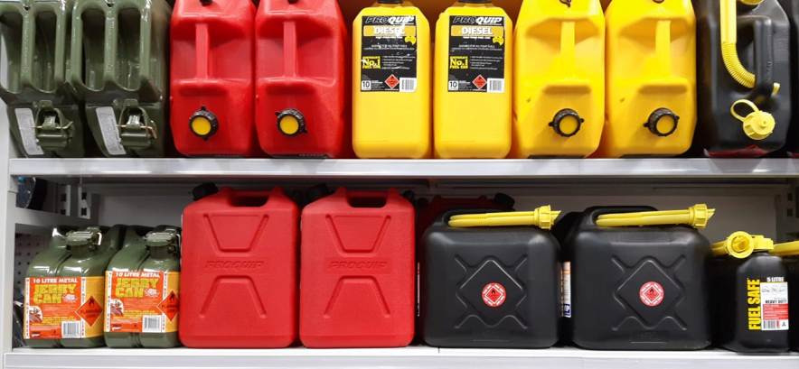 Elegir un recipiente para combustible: criterios y consejos prácticos