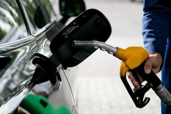 Ahorro de combustible en invierno: consejos para conductores