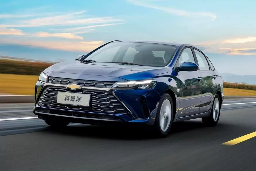 Revisión del sedán Chevrolet Monza actualizado