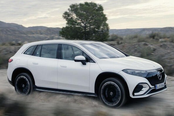 Revisión del crossover eléctrico premium Mercedes-Benz EQS Foto 3