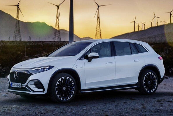 Revisión del crossover eléctrico premium Mercedes-Benz EQS Foto 2