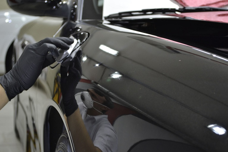 ¿Qué es un revestimiento cerámico para automóviles?