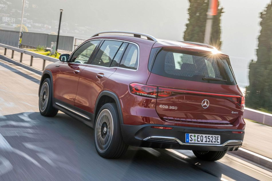 Mercedes-Benz EQB: un elegante crossover eléctrico