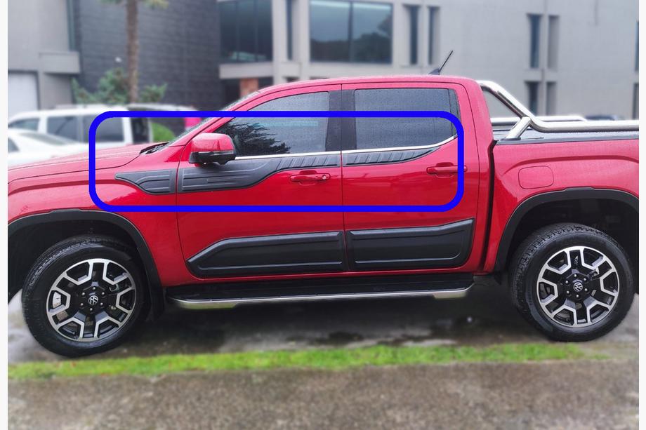 Volkswagen Amarok 2022- Molduras Superiores de Puerta (6 uds, ABS) Foto 1