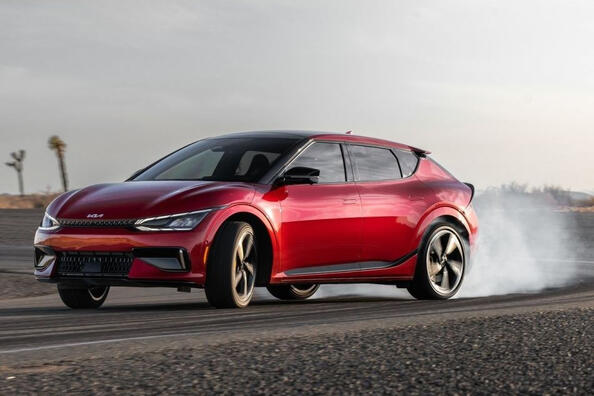 Revisión del crossover eléctrico con tracción total y 585 caballos de fuerza: KIA EV6 GT Foto 1
