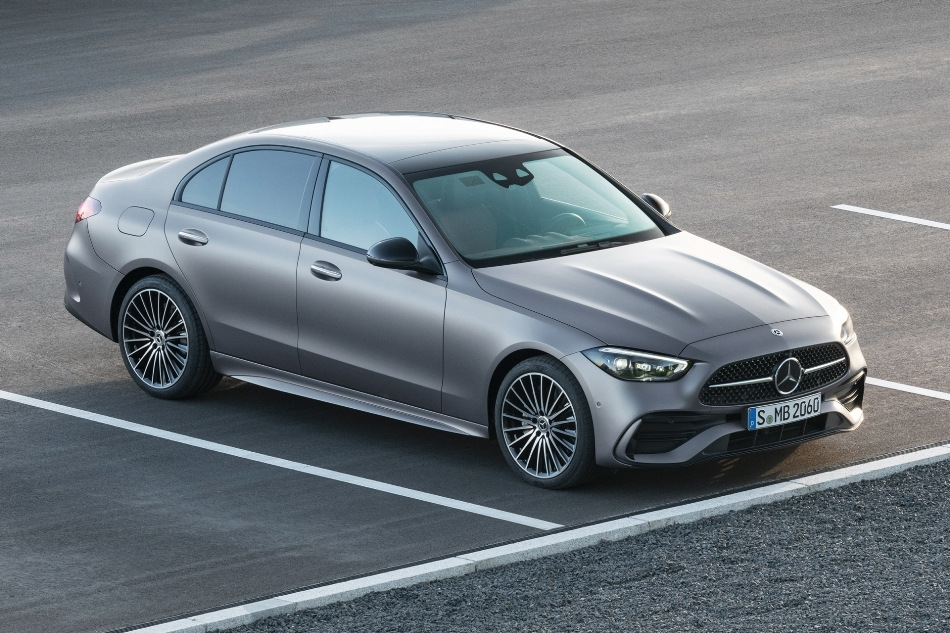 Mercedes-Benz Clase C W206: elegancia y tecnologías de nueva generación