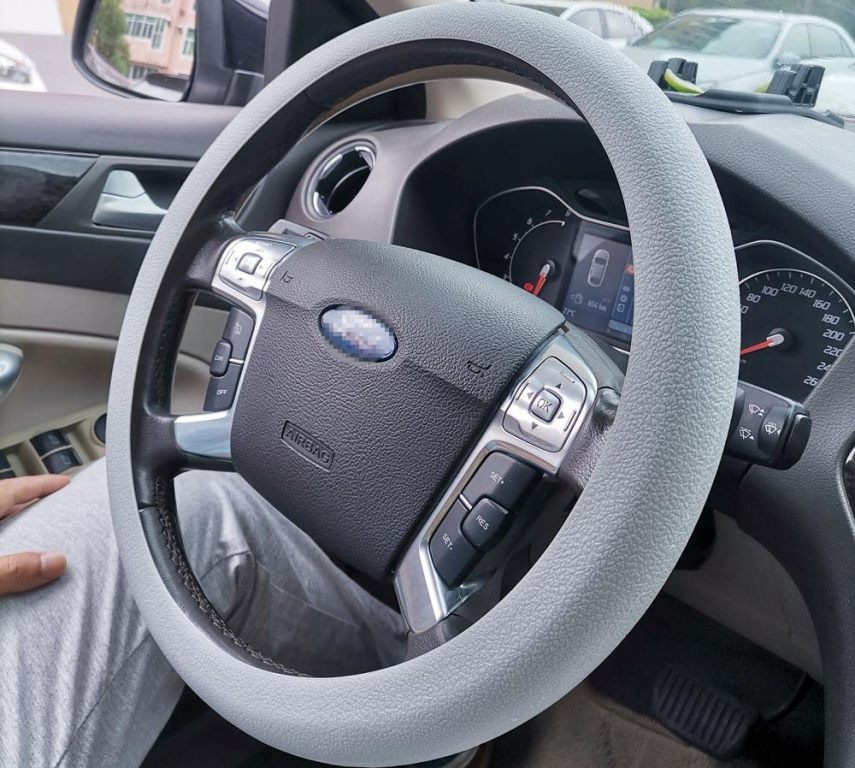 Cómo elegir una funda para el volante del coche