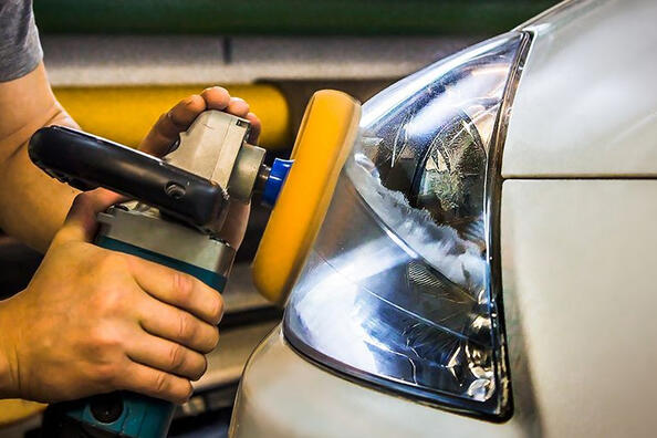 ¿Con qué frecuencia se deben pulir los faros?