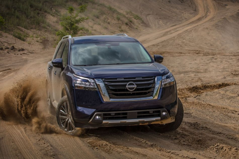 Revisión de la quinta generación del SUV Nissan Pathfinder