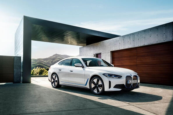 Revisión del liftback eléctrico del BMW i4