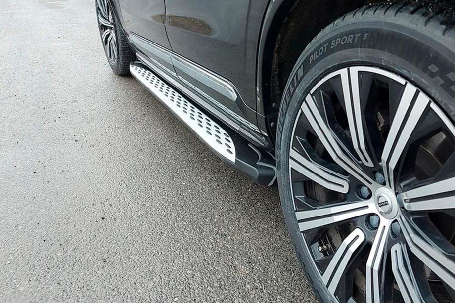 Volvo XC90 2015- Estribos Laterales Shining (2 uds., Aluminio) Image