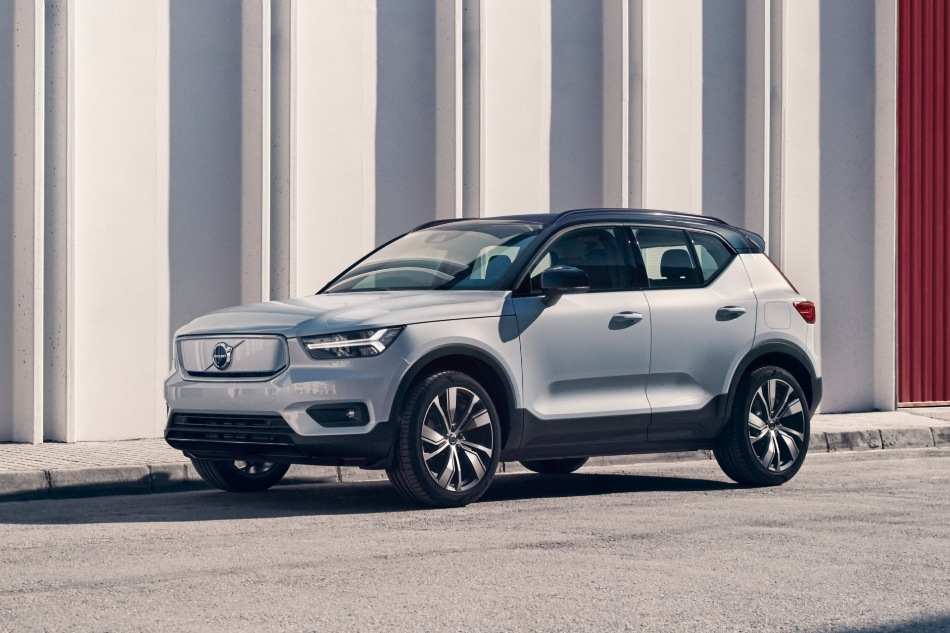 Volvo XC40 Recharge crossover eléctrico con tracción total
