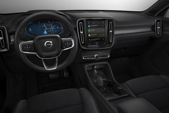 Volvo XC40 Recharge crossover eléctrico con tracción total Foto 5