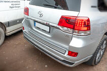 Toyota Land Cruiser 200 2007-2021 Moldura sobre la matrícula OEM (2016+) foto 8