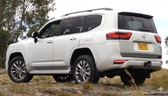 Toyota Land Cruiser 300 2021- Pilotos traseros LED foto 2