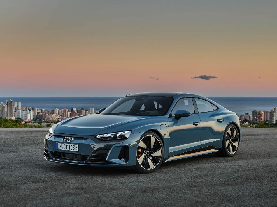 Revisión del sedán deportivo eléctrico Audi e-tron GT quattro