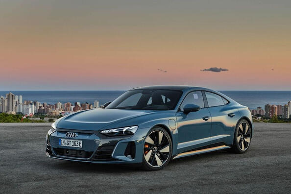 Revisión del sedán deportivo eléctrico Audi e-tron GT quattro