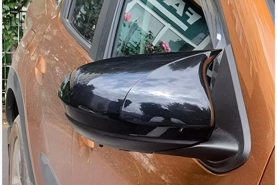 Renault Duster 2018-2024 Cubiertas de Espejos BMW-Style (2 uds) Image