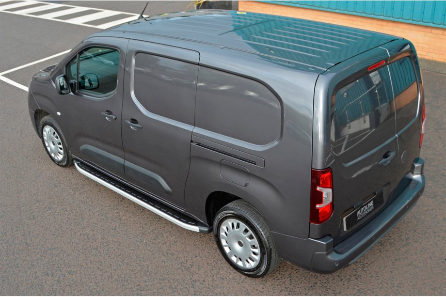 Fiat Doblo III 2023- Estribos Laterales Fullmond (2 uds., Aluminio) Batalla Corta Foto 5