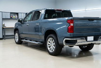 Chevrolet Silverado 2019- Estribos laterales Allmond Grey (2 uds., aluminio) foto 2