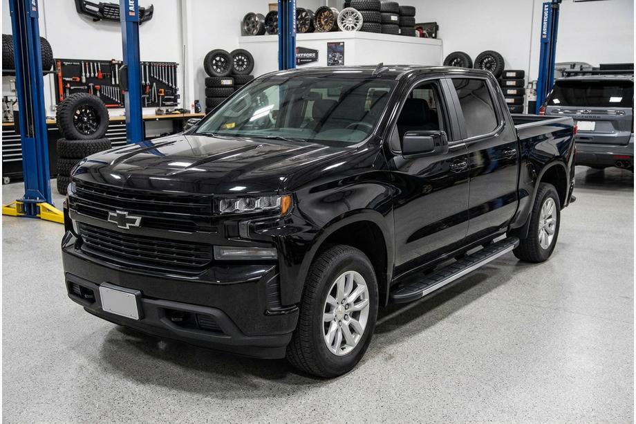 Chevrolet Silverado 2019- Estribos Laterales Duru (2 uds., Aluminio) Image
