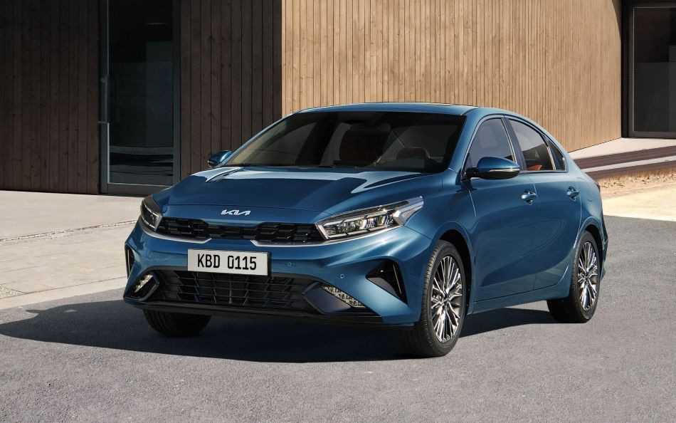 KIA Cerato: sedán actualizado de cuarta generación