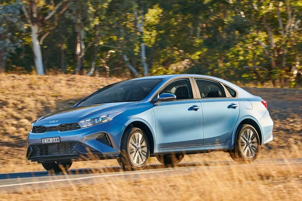 KIA Cerato: sedán actualizado de cuarta generación