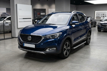 MG ZS 2017-2024 Estribos Laterales Fullmond (2 uds., Aluminio) foto 1