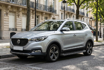 MG ZS 2017-2024 Estribos Laterales Allmond Black (2 uds., Aluminio) foto 1