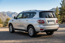 Nissan Armada 2016-2024 Estribos Laterales Maya V1 (2 uds., Aluminio) foto 1