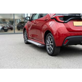 Estribos laterales Allmond Grey (2 uds., aluminio) Toyota Yaris/Yaris Cross (XP210) 2020- foto 1