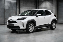 Toyota Yaris/Yaris Cross (XP210) 2020- Estribos Laterales Vision New Black (2 uds., Aluminio) foto 1