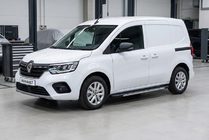 Renault Kangoo/Express 2021- Estribos Laterales Duru (2 uds., Aluminio) Renault Express desde 2021 foto 1
