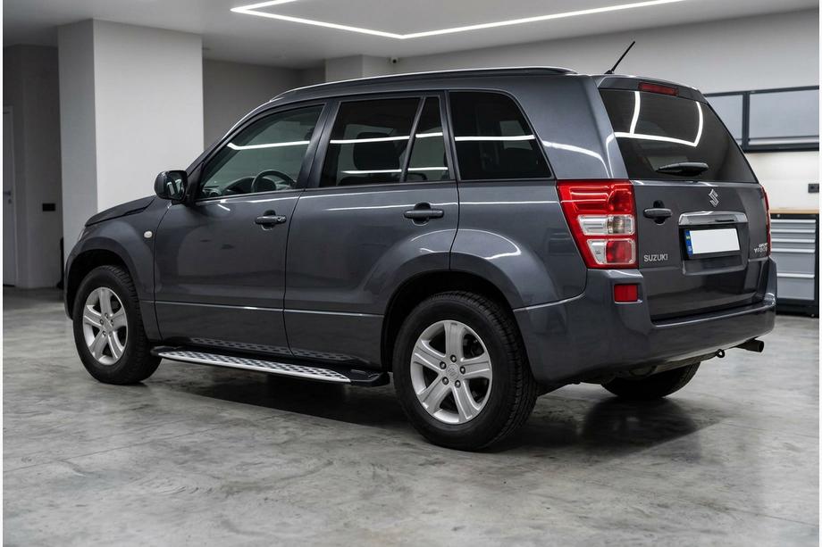 Suzuki Grand Vitara 2005-2017 Estribos Laterales Shining V1 (2 uds., Aluminio) Foto 1