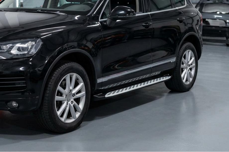 Porsche Cayenne 2003–2010 Estribos Laterales Shining V1 (2 uds., Aluminio) Foto 1